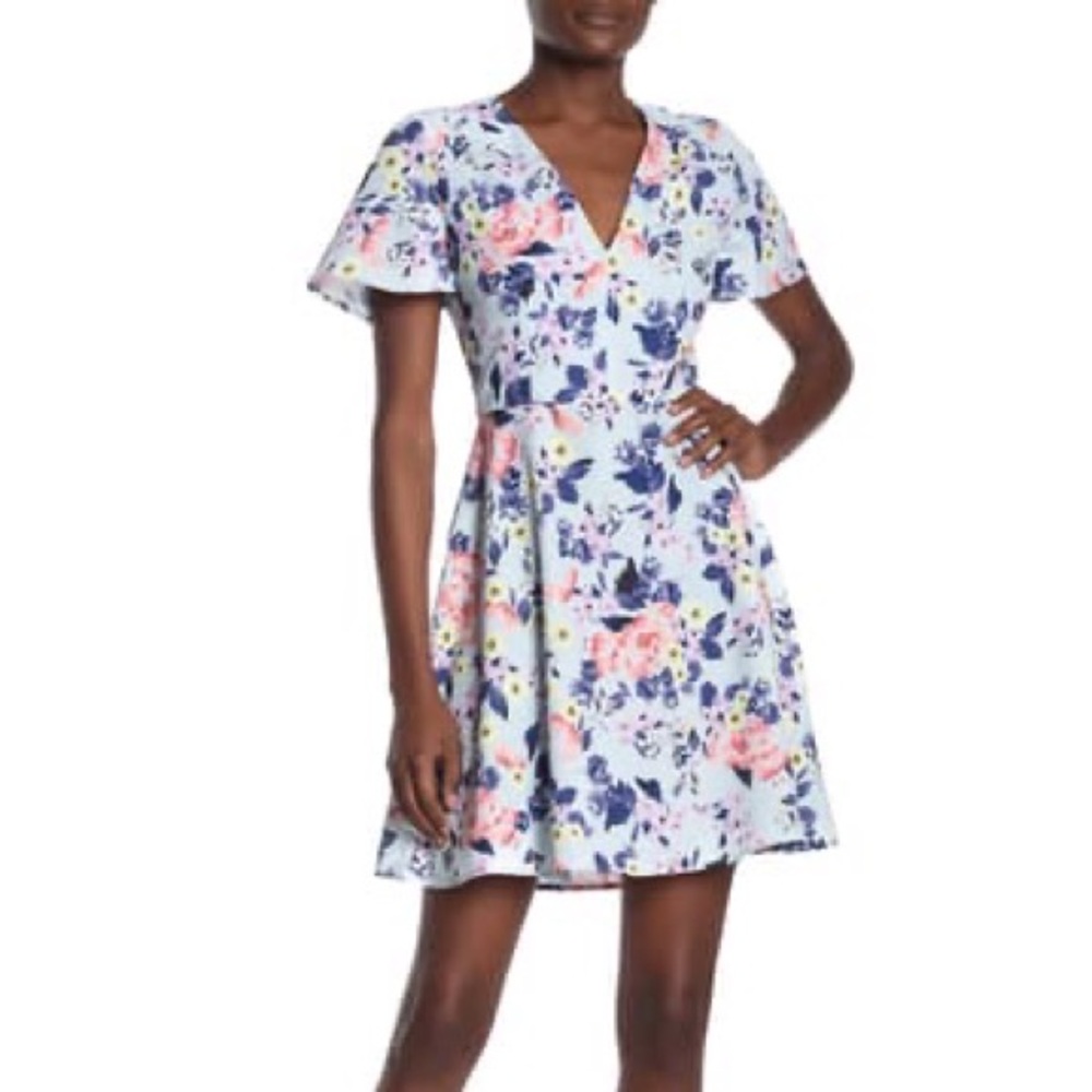 French Connection
Armoise Floral Print Crepe Dress
